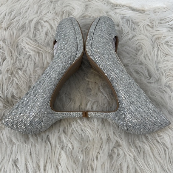 City Classified Comfort Side Silver Glitter Sparkly Peep Toe Platform Heels 8.5 - Picture 6 of 8